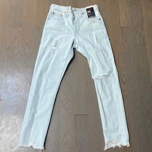 NWT Levi’s 501 Skinny Jeans